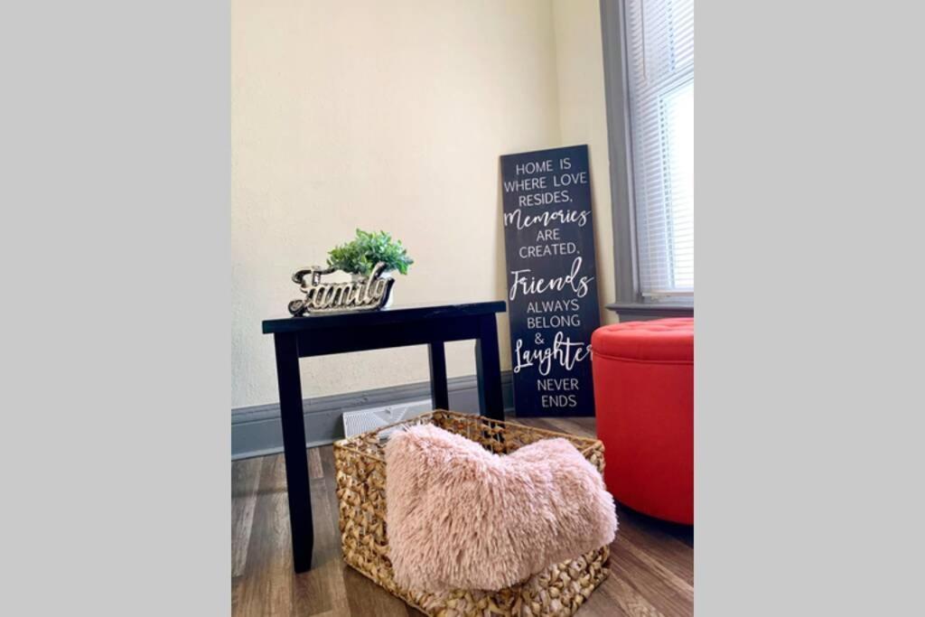 5Br Niagara Getaway Prime Location-Sleeps 10 Villa ไนแอการาฟอลส์ ภายนอก รูปภาพ